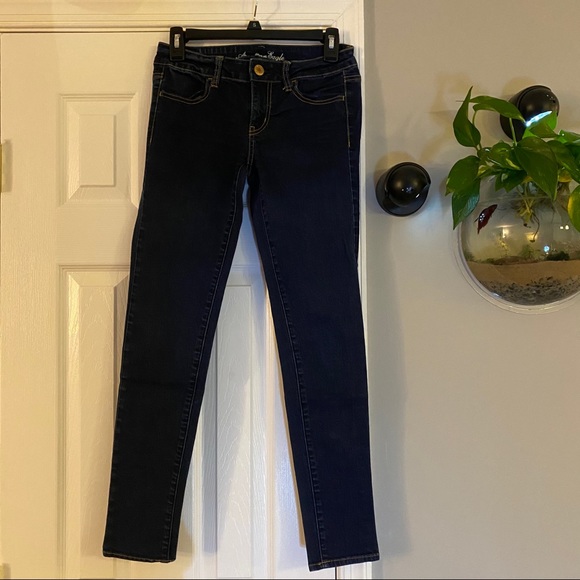 American Eagle Outfitters Denim - American Eagle AEO Dark Wash Denim Blue Jean Super Stretch Jegging Sz 4 Low Rise